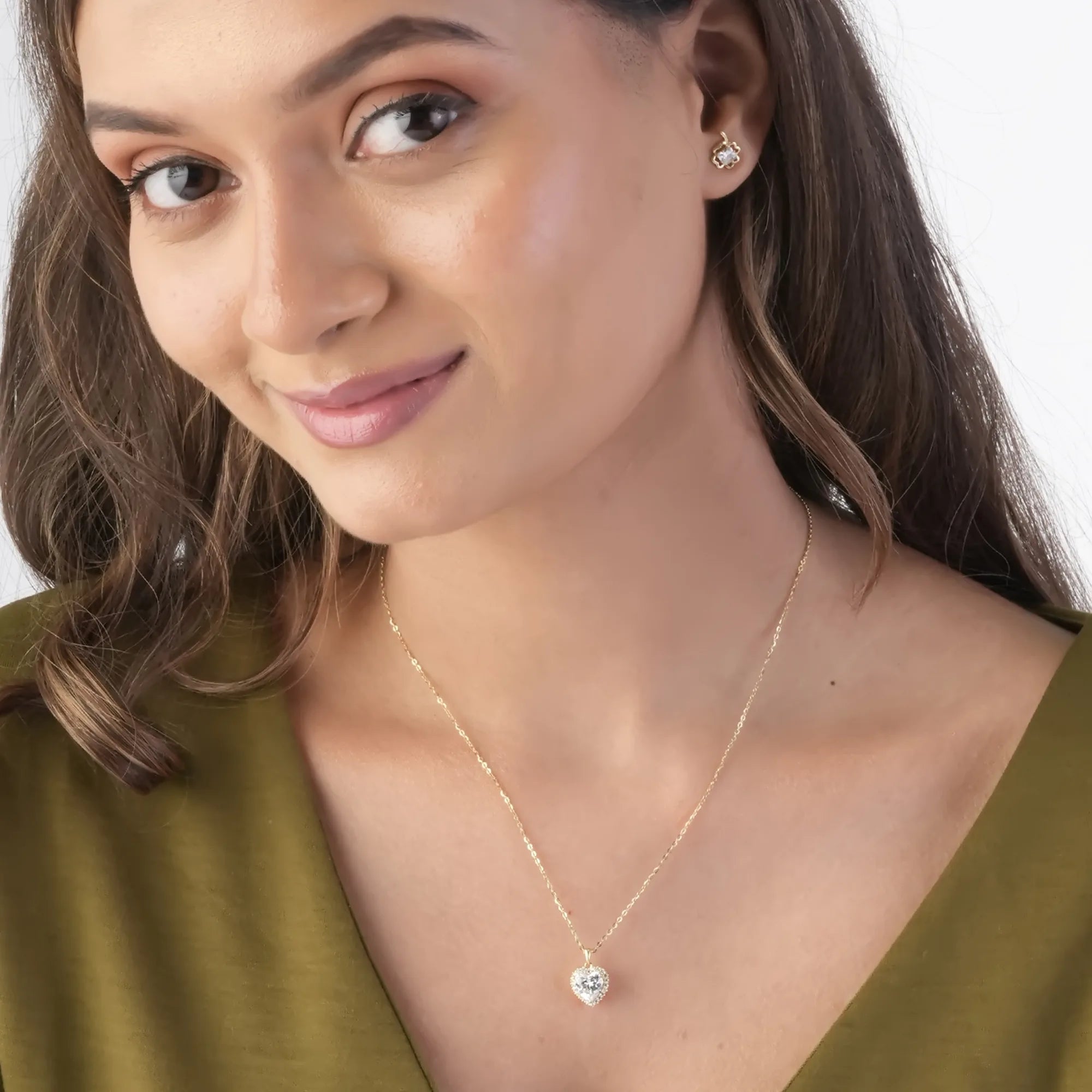 Sparkling Heart Solitaire Pendant Necklace