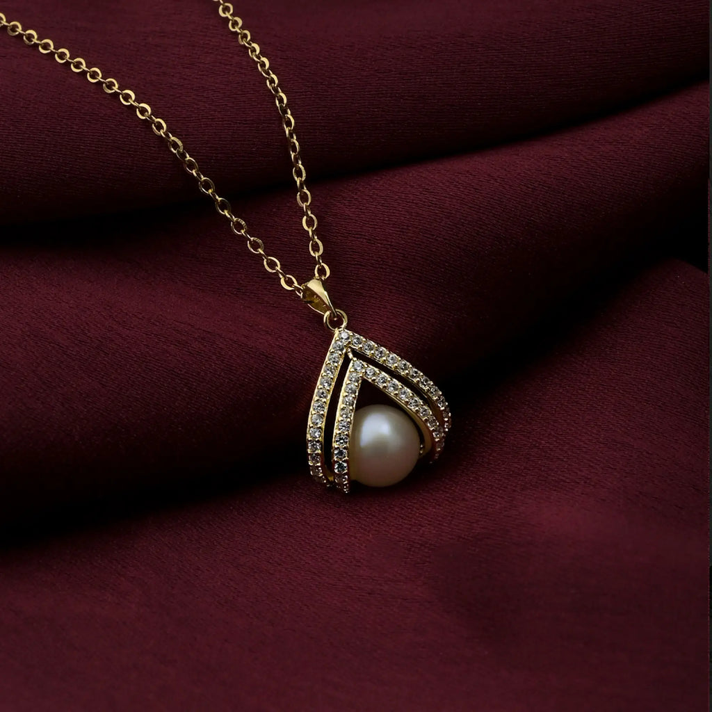 Teardrop Pearl Pendant Necklace