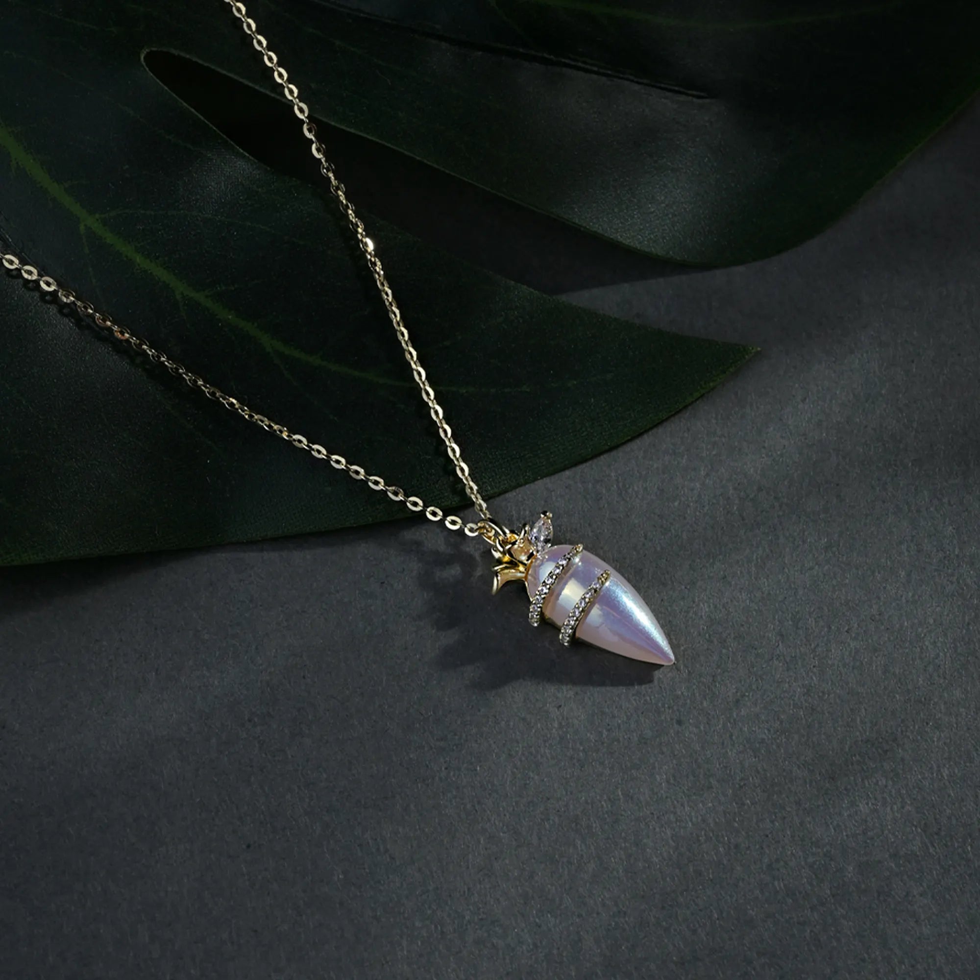 Crystal Leaf Crown Pearl Pendant Necklace