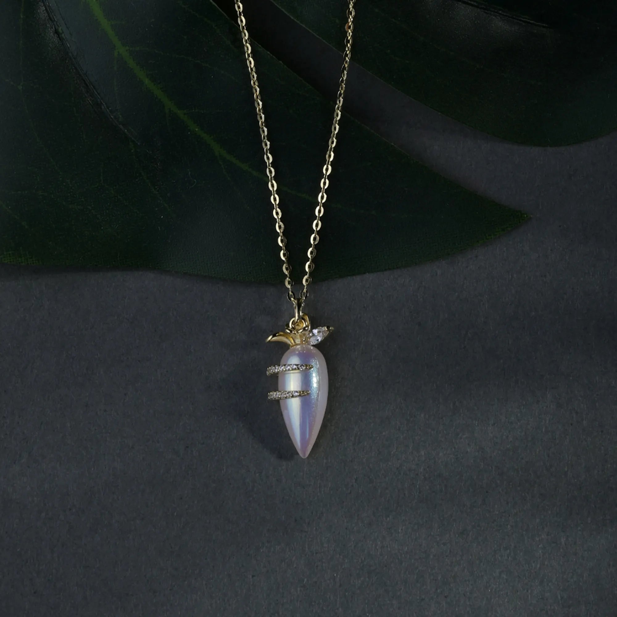 Crystal Leaf Crown Pearl Pendant Necklace