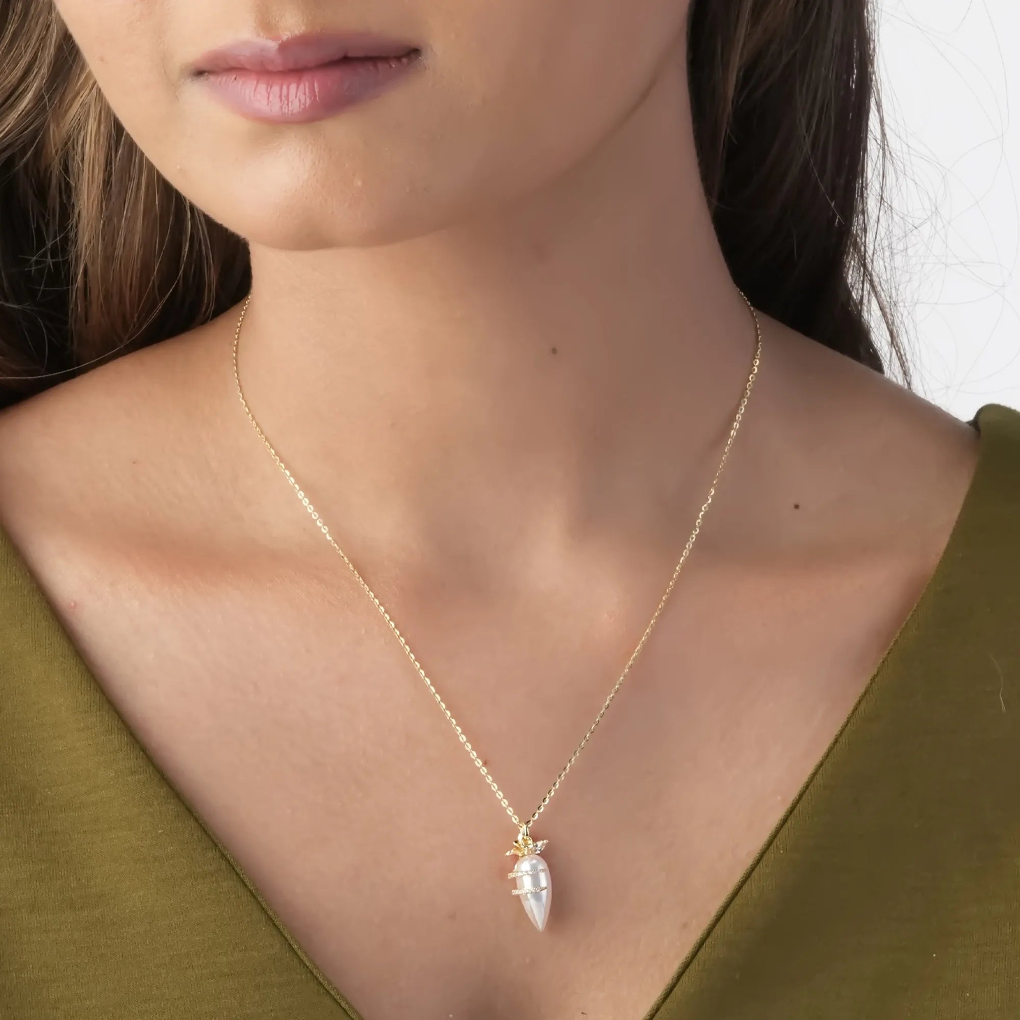 Crystal Leaf Crown Pearl Pendant Necklace