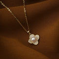 Pearl Clover Pendant Necklace