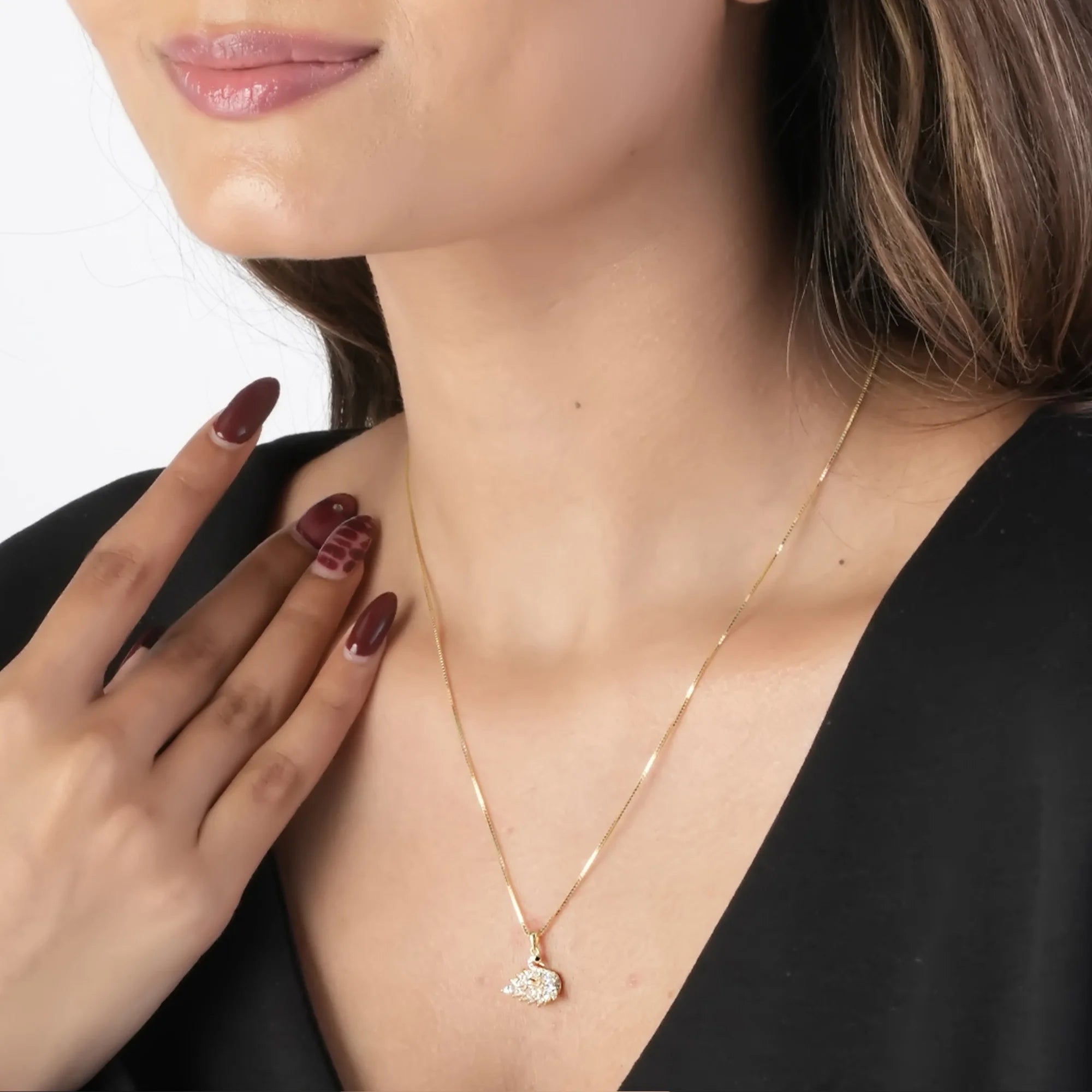 Radiant Swan Crystal Pendant Necklace