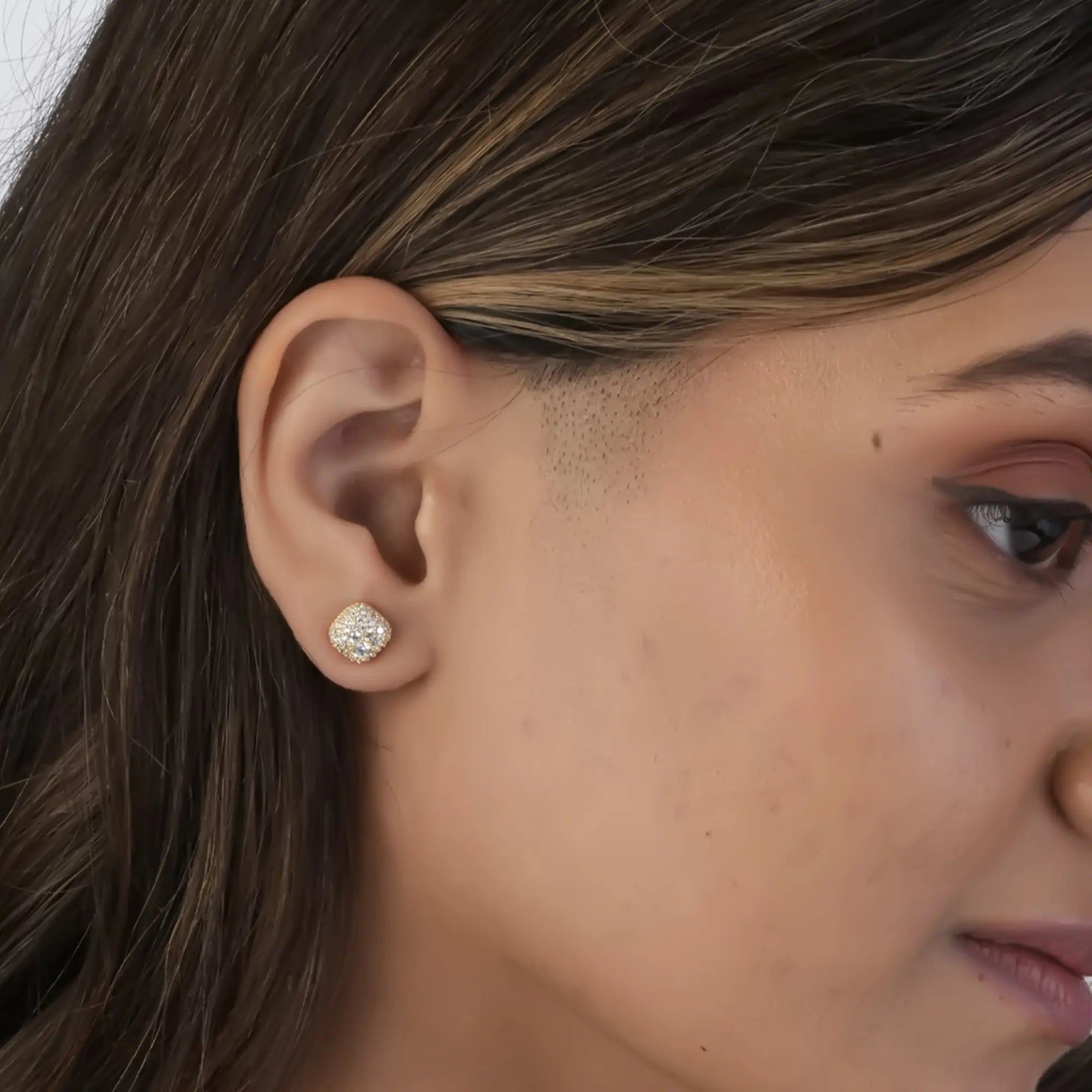 Sparkling Cushion Stud Earring
