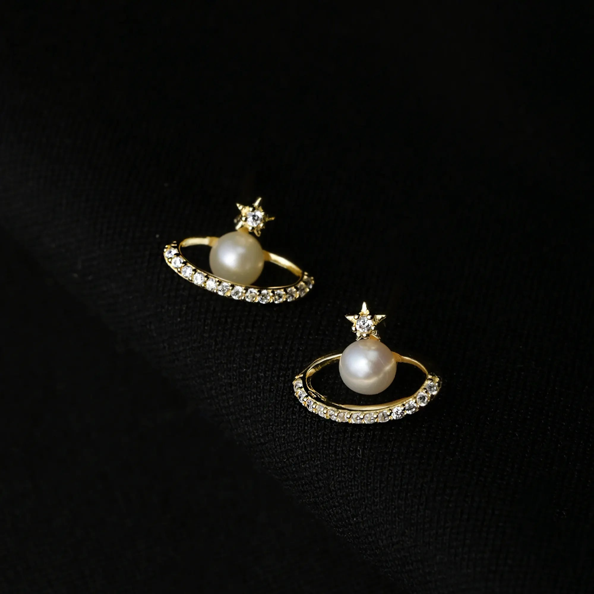 Pearl Saturn Stud Earring
