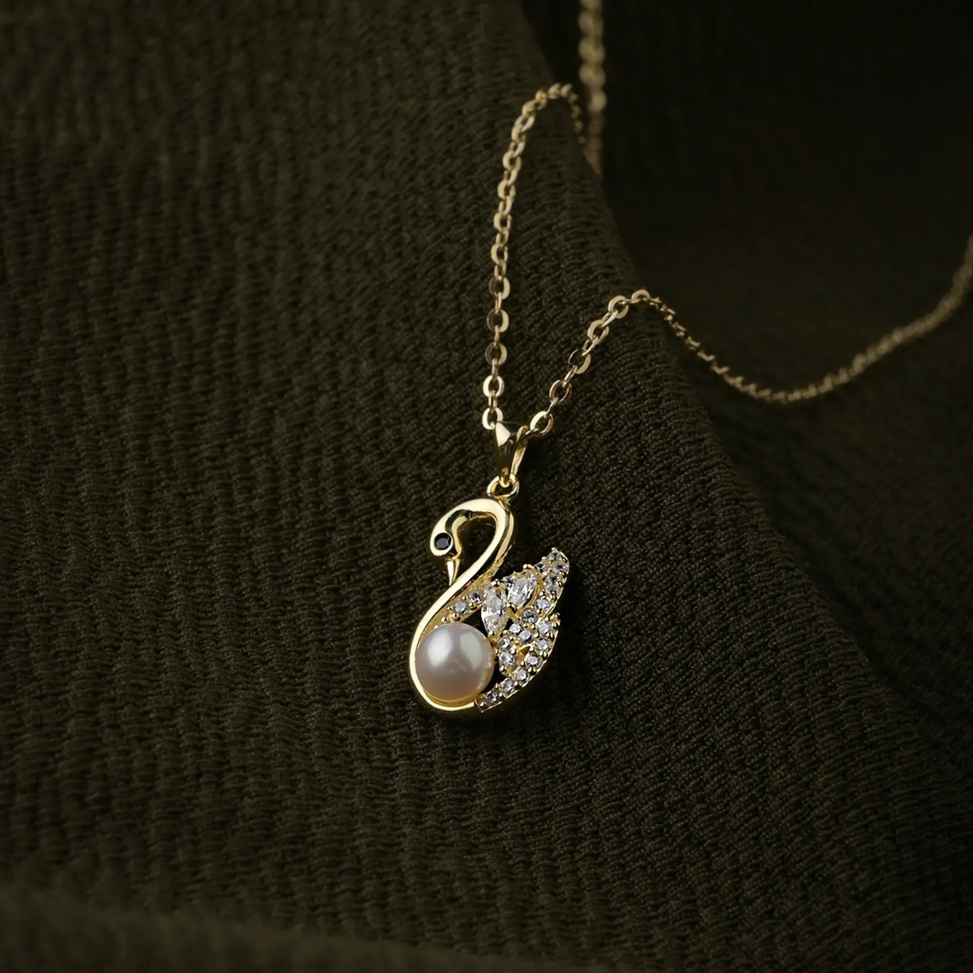 Swan Harmony Pearl Glow Pendant Necklace